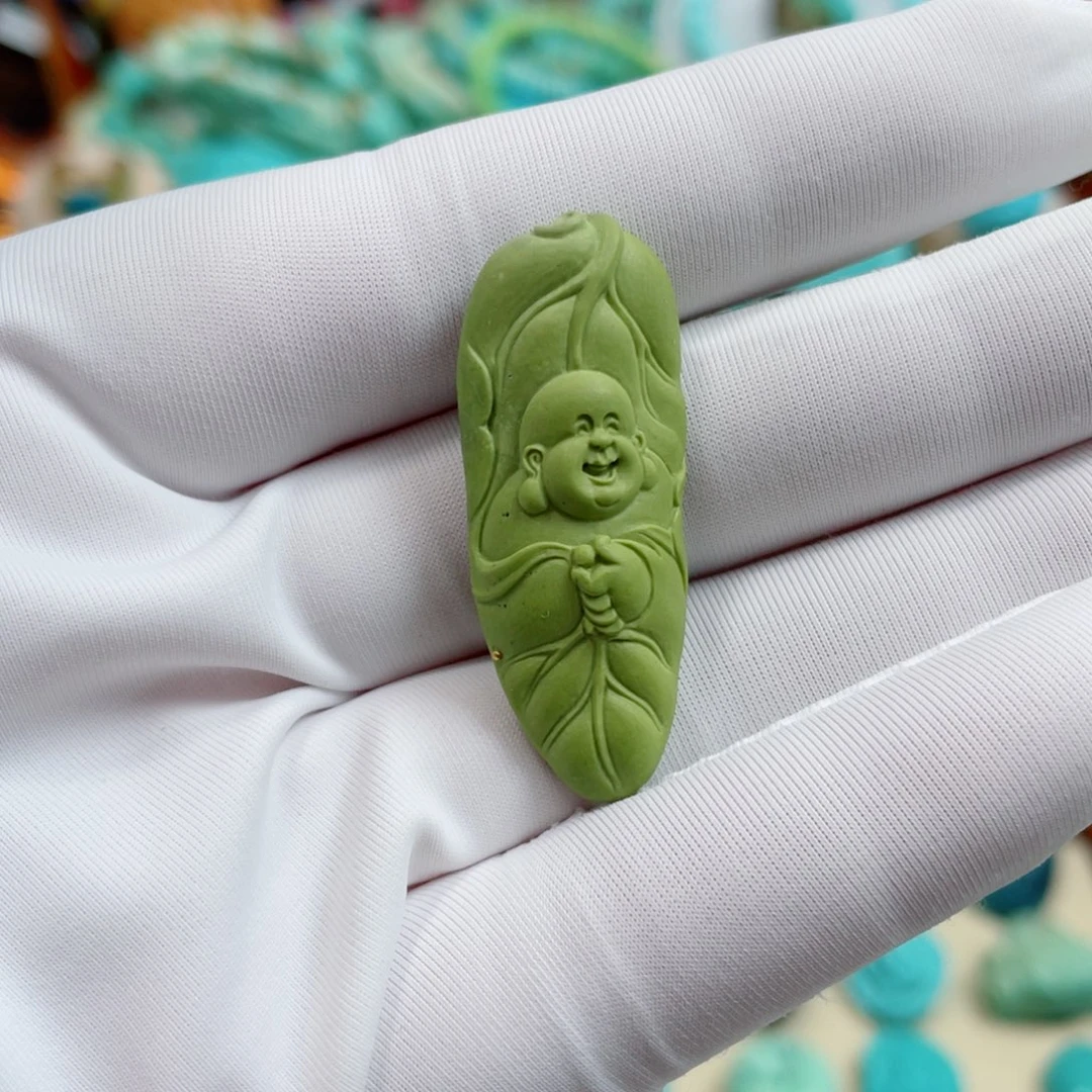 绿松石未镶嵌珠宝奇石