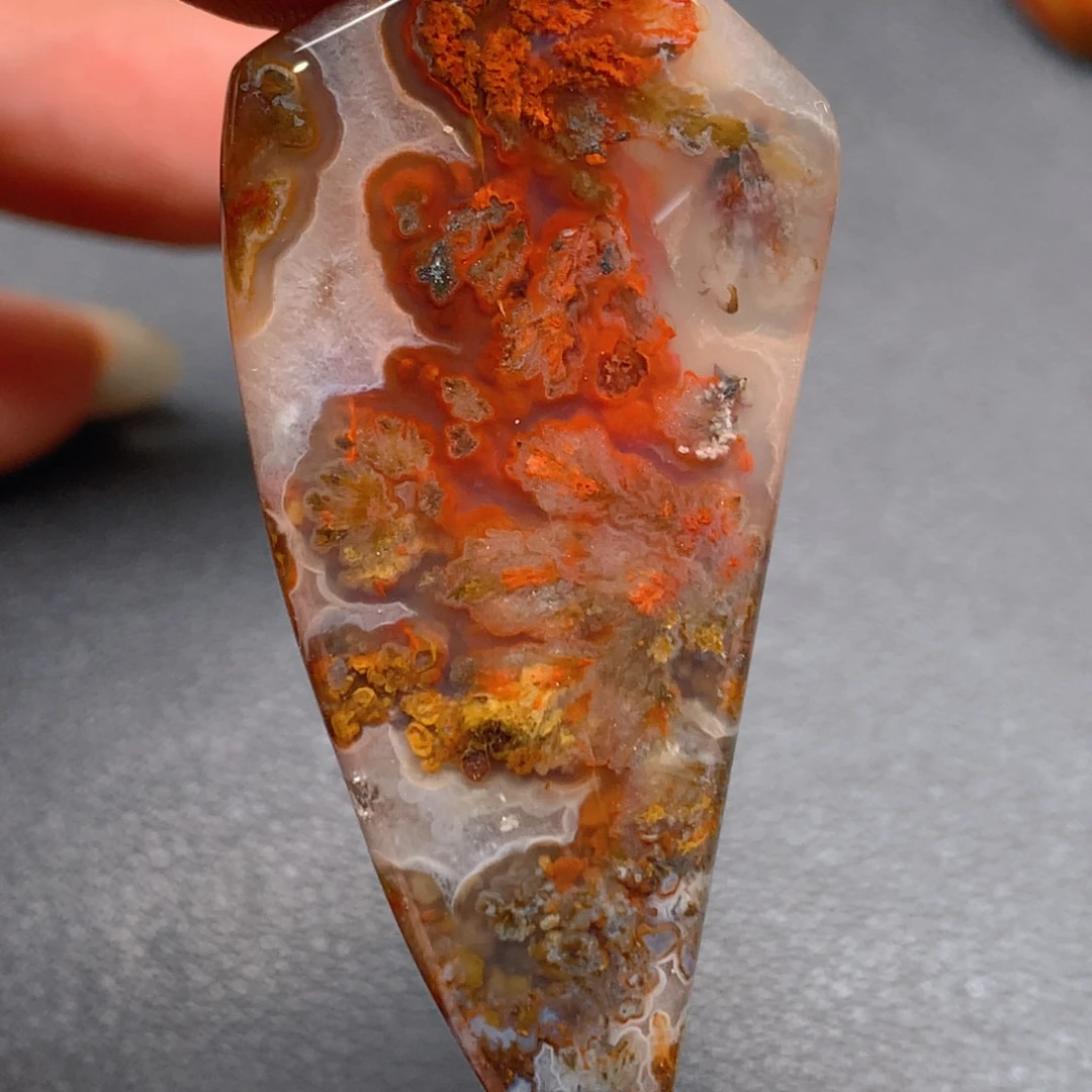 未镶嵌颈饰玛瑙/玉髓老*