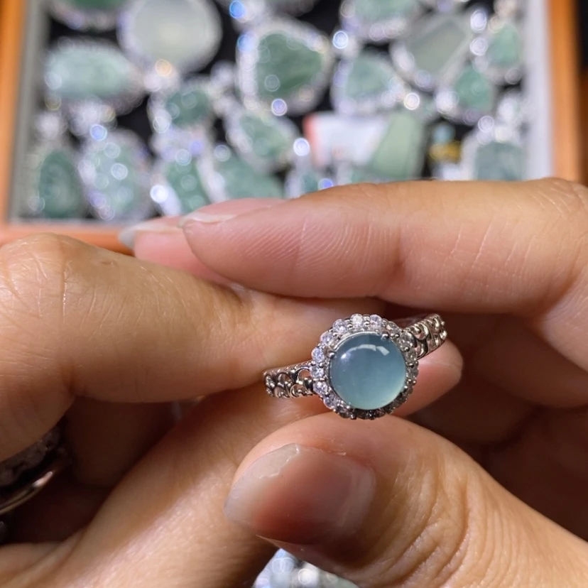 【闪购商品】翡翠颈饰未镶嵌天然