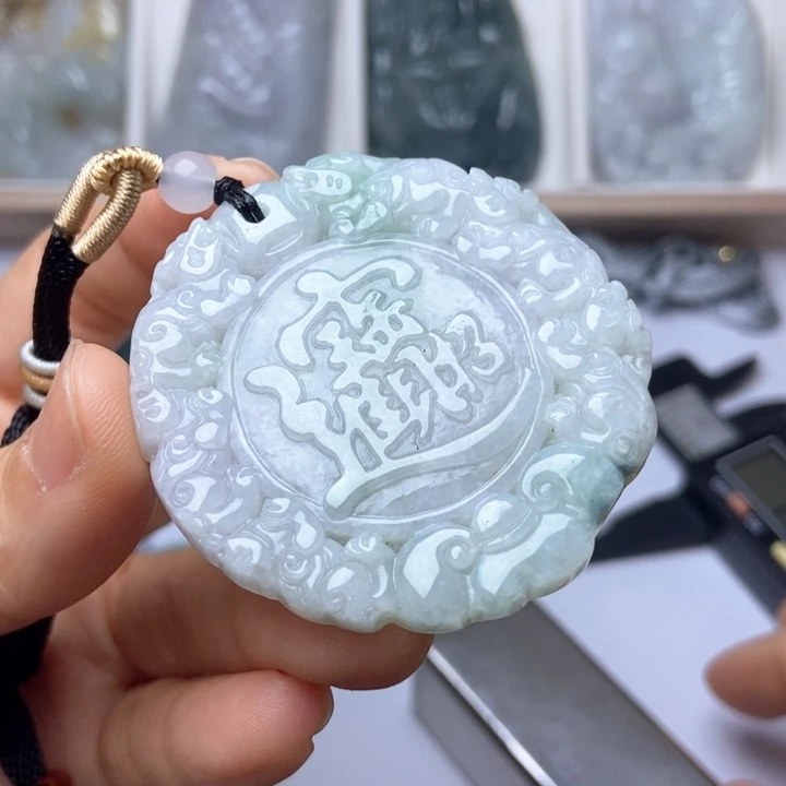 翡翠未镶嵌挂件翡翠
