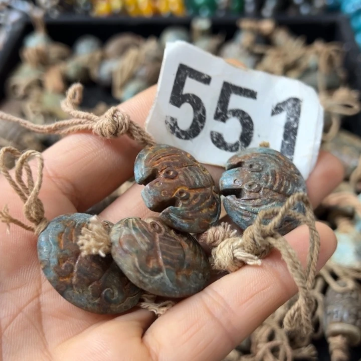 和田玉（糖玉）未镶嵌颈饰童*?