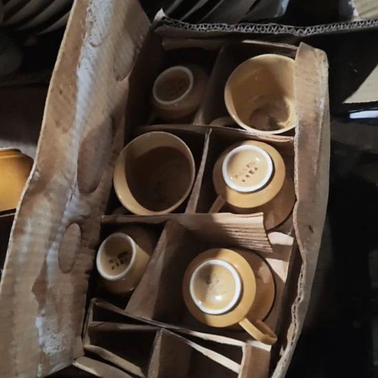 茶盏陶瓷盘子碗啥都有