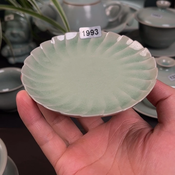 杯1993瑕疵介意勿拍的哦