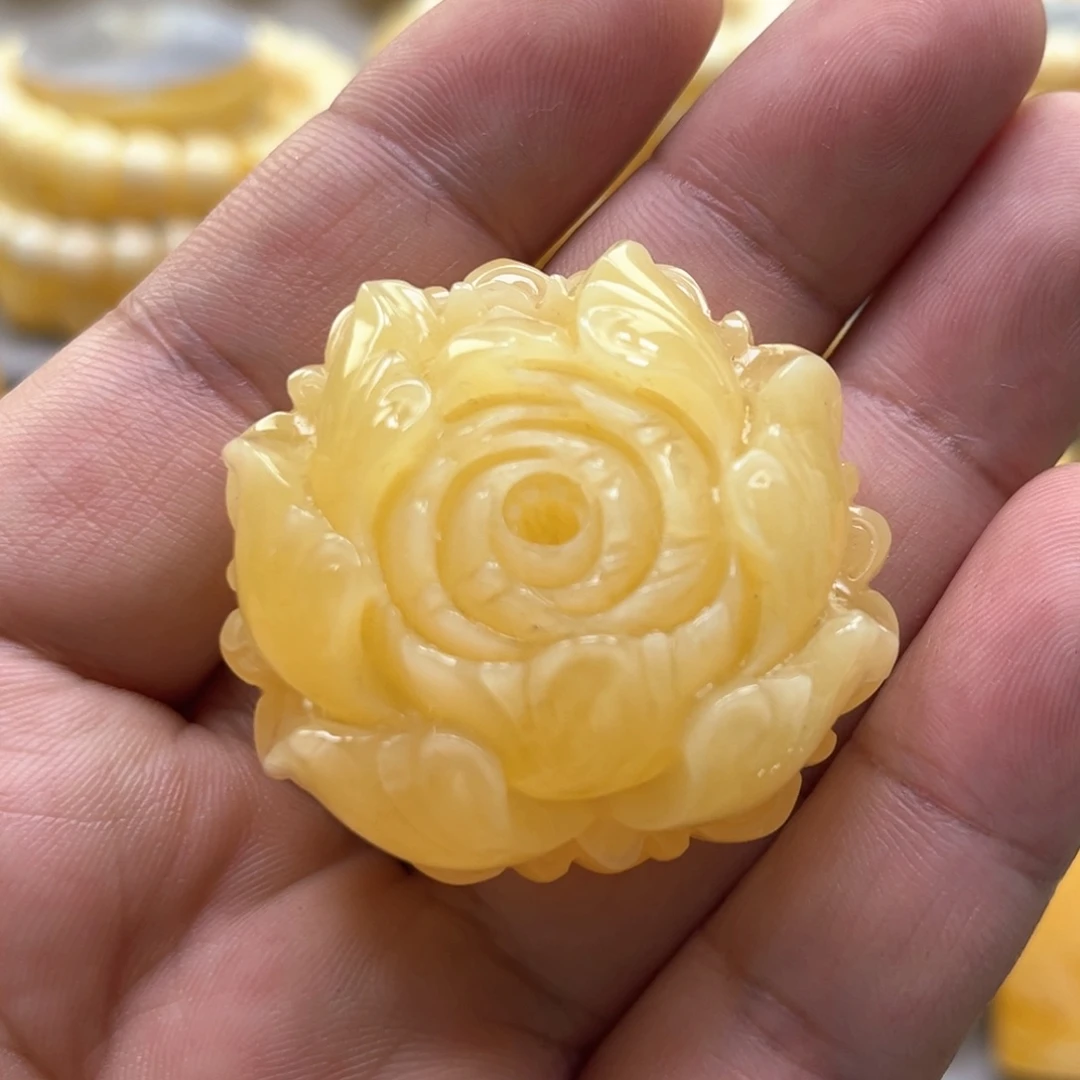 琥珀颈饰未镶嵌吊坠