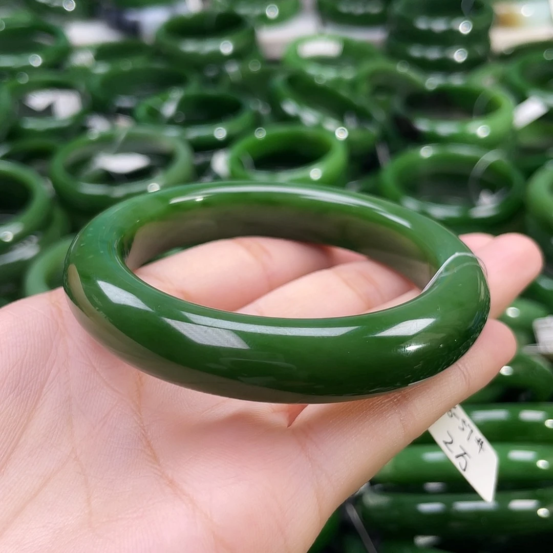 未镶嵌手镯和田玉（碧玉）