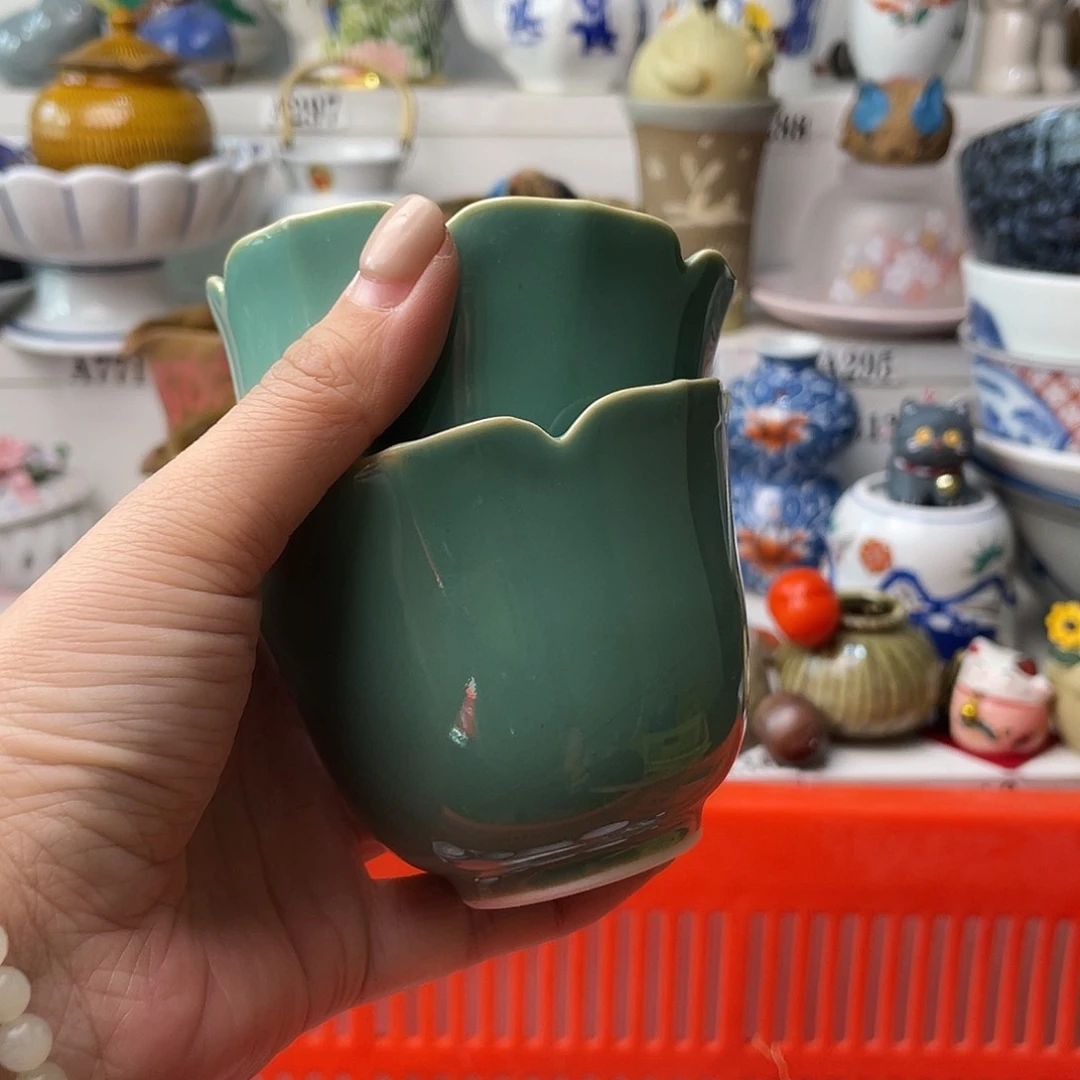 瓷片糖*儿哈哈哈我来拉了啊笑而不