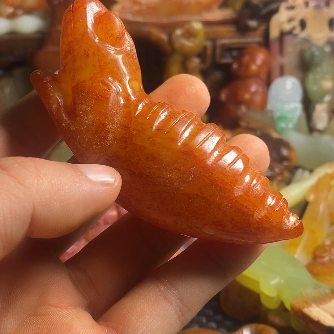 未镶嵌岫岩老玉（透闪石质玉）挂件