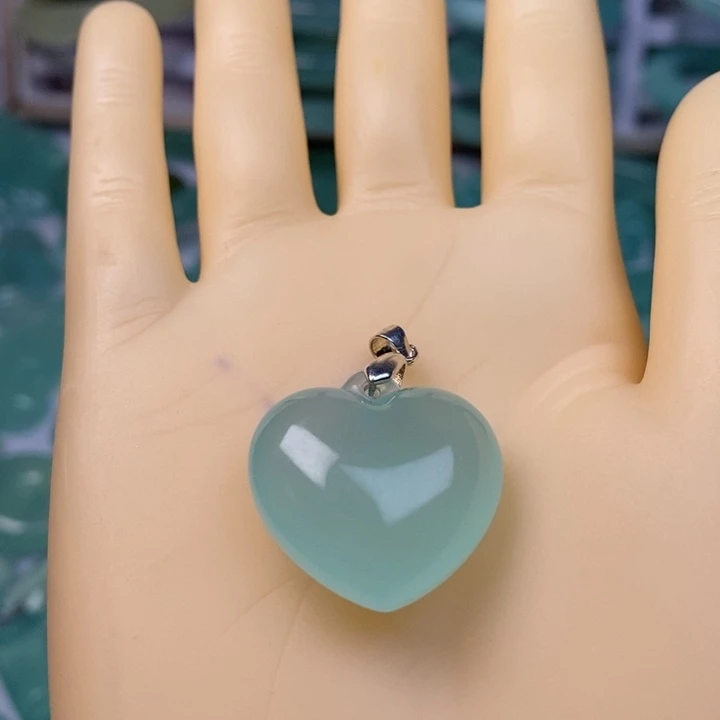 蛇纹石玉未镶嵌掉坠江****菲