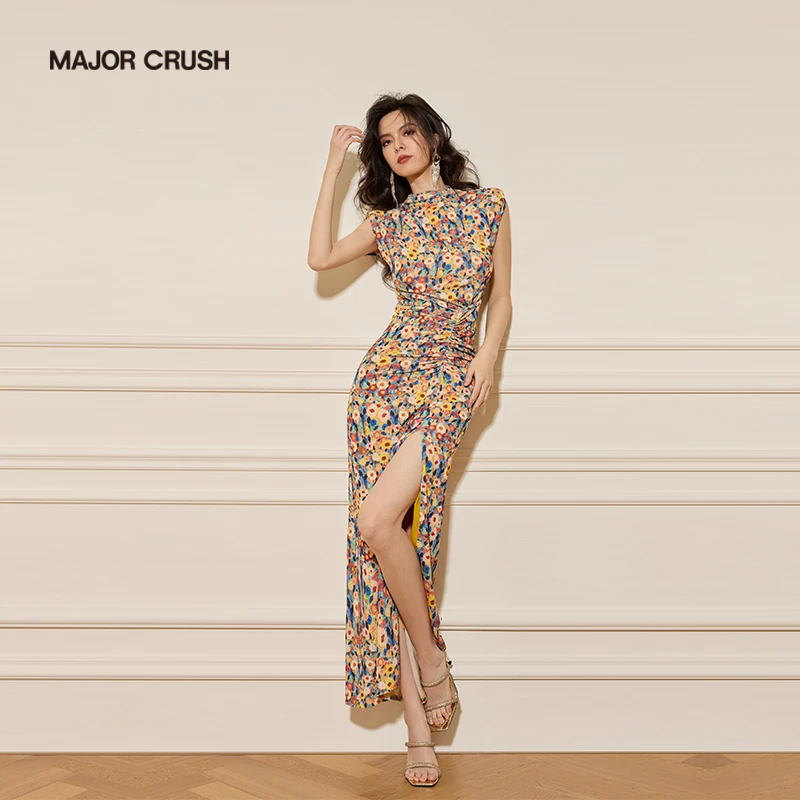 MAJOR CRUSH夏季新款显瘦性感修身油画少女优雅斜裁连衣裙6854