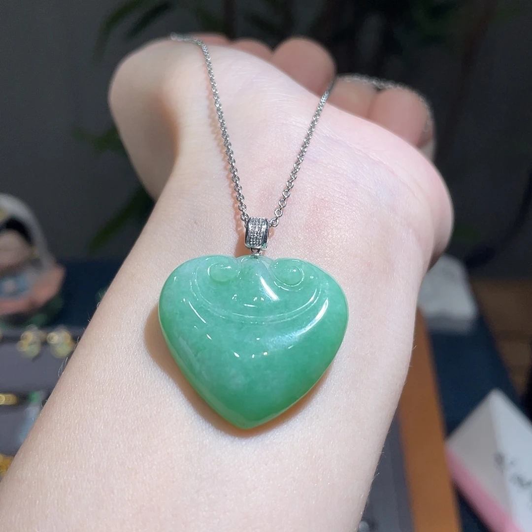 翡翠18K金镶嵌吊坠(不含链)满绿如意锁