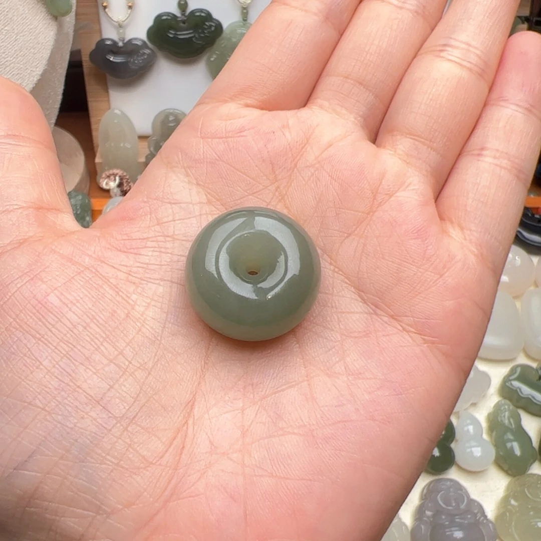 和田玉未镶嵌颈饰小***麻