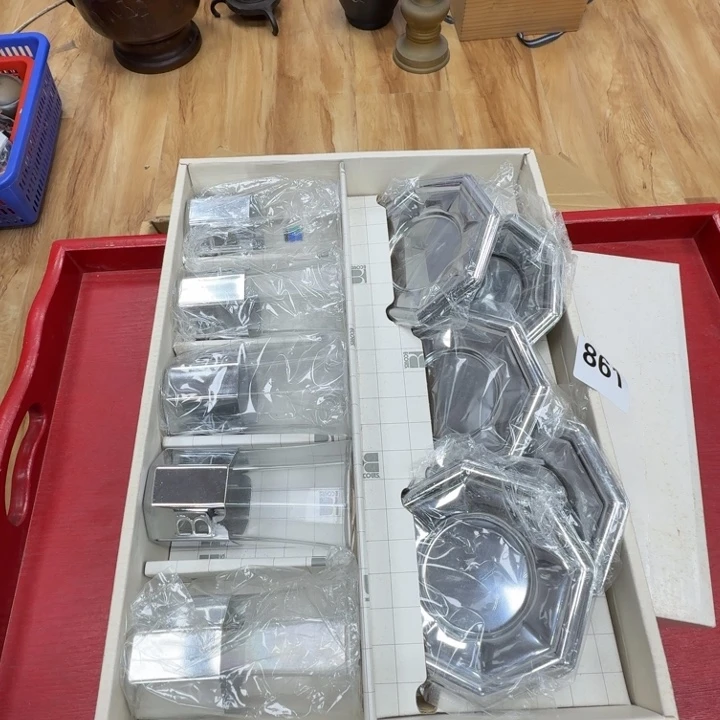 瓷片工艺品摆件瓷器摆件正能量
