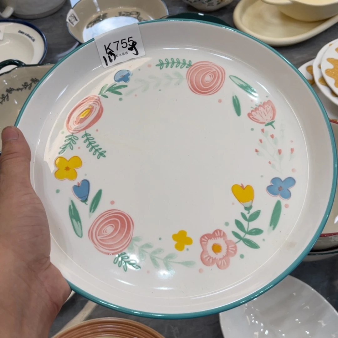 陶瓷微瑕餐具介意勿拍，满18飞！
