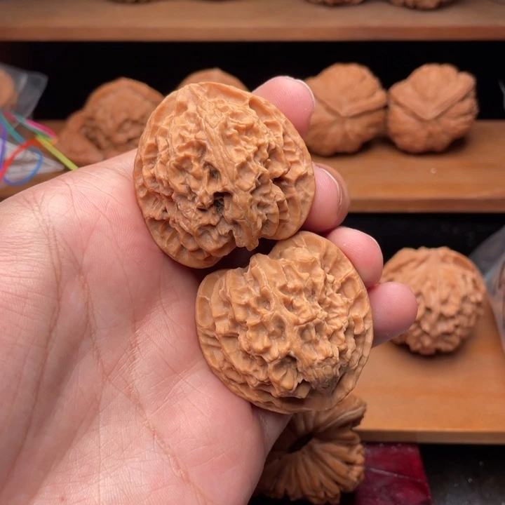 吊坠文玩核桃40原装毕业桃心全品苹果园