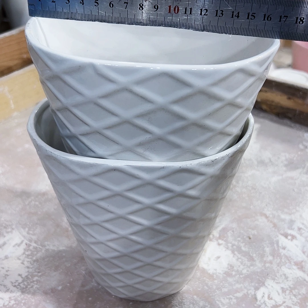 有孔，外贸尾单尾单陶瓷花盆凑单10米包邮
