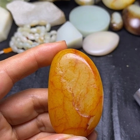未镶嵌和田玉摆件