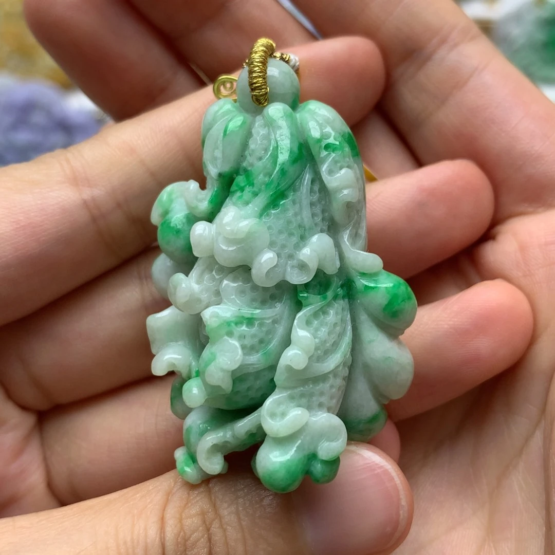翡翠未镶嵌颈饰海***件翡翠