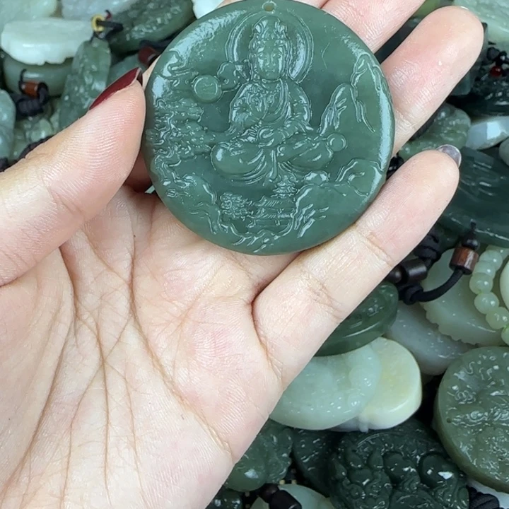 和田玉未镶嵌颈饰