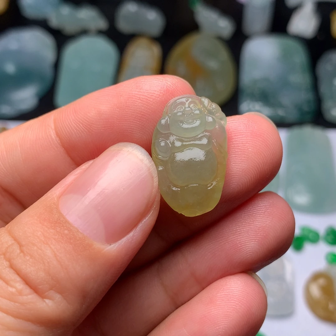 定制翡翠未镶嵌笑佛