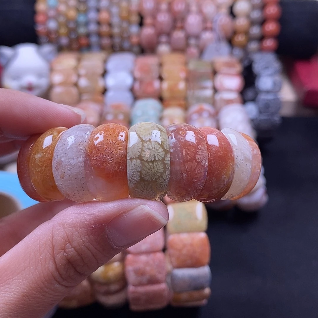 硅化珊瑚（珊瑚玉）手牌未镶嵌海*