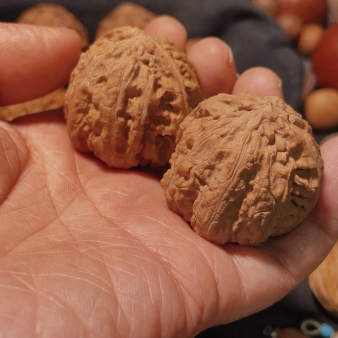 【闪购商品】把件文玩核桃悠**哉东北楸子15
