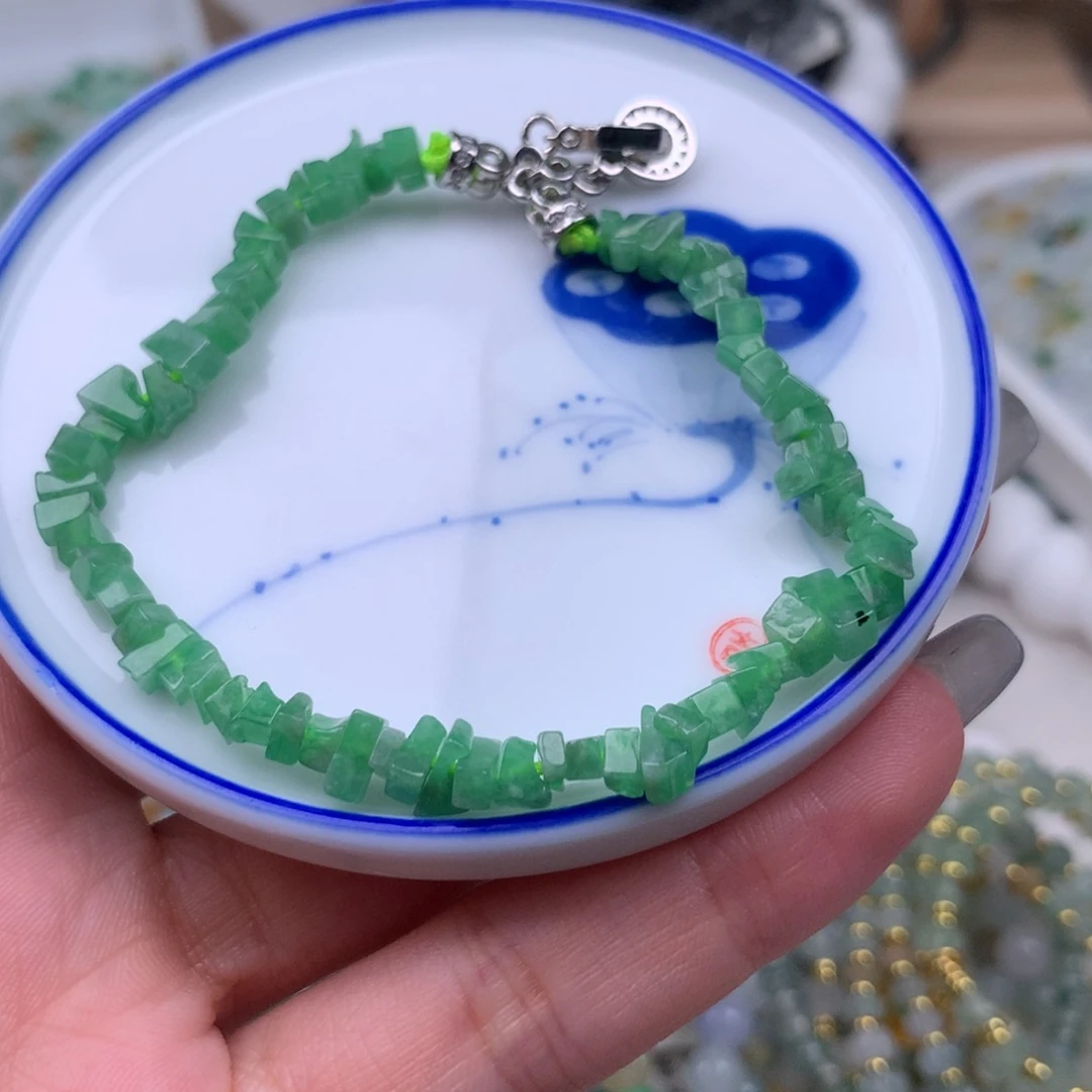 翡翠散珠碎碎冰手串