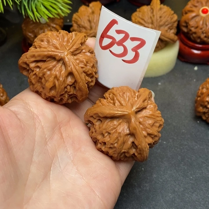 文玩核桃把件经****！41尺寸633