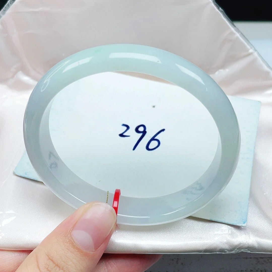 翡翠未镶嵌手镯（贵妃镯）贵妃57