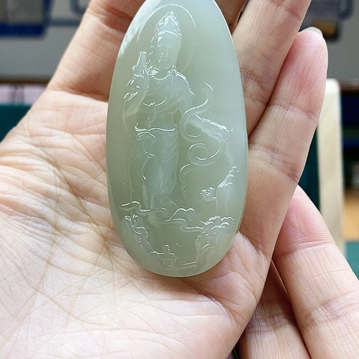 【闪购商品】颈饰未镶嵌和田玉