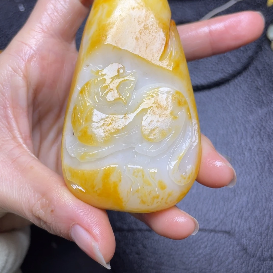 和田玉（糖玉）未镶嵌颈饰