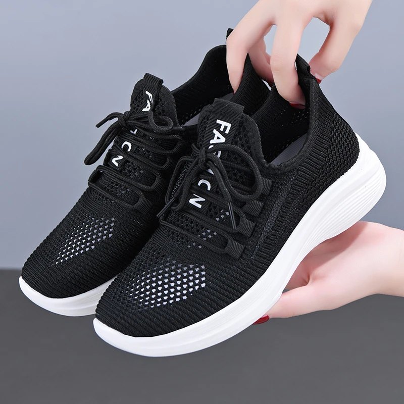 镂空网面女鞋夏季新款休闲运动鞋轻便透气软底网鞋跑步飞织妈妈鞋