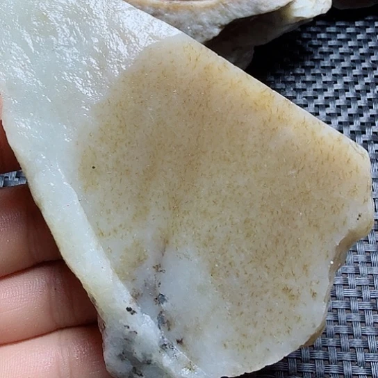 和田玉（糖玉）未镶嵌珠宝半成品