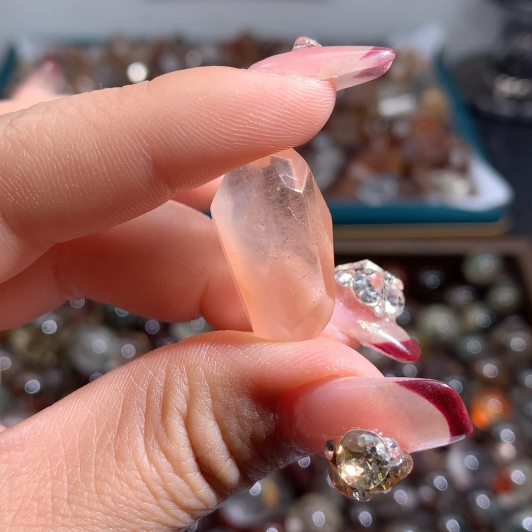 未镶嵌珠宝半成品水晶多样性兔毛