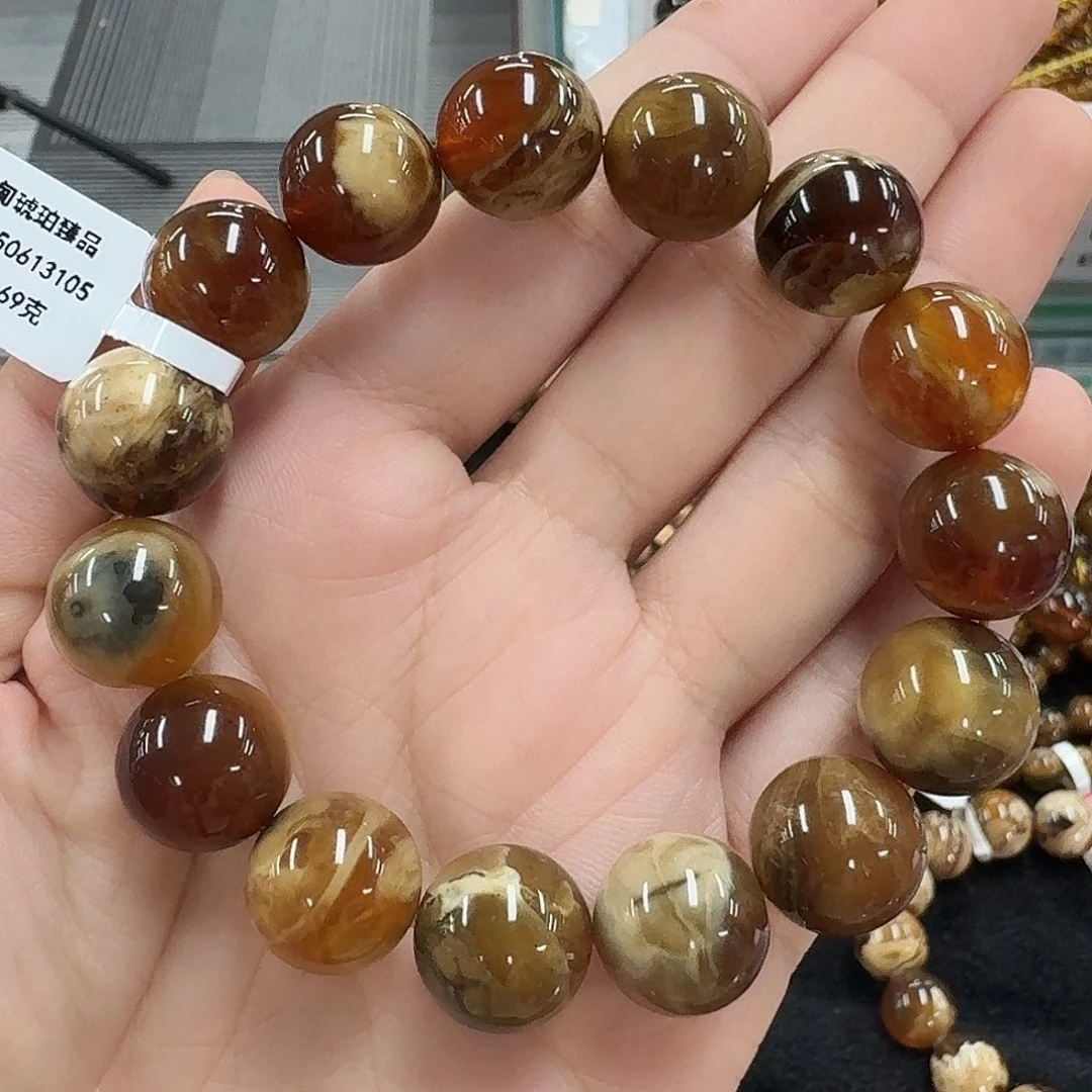 未镶嵌琥珀珠宝奇石鸿****4