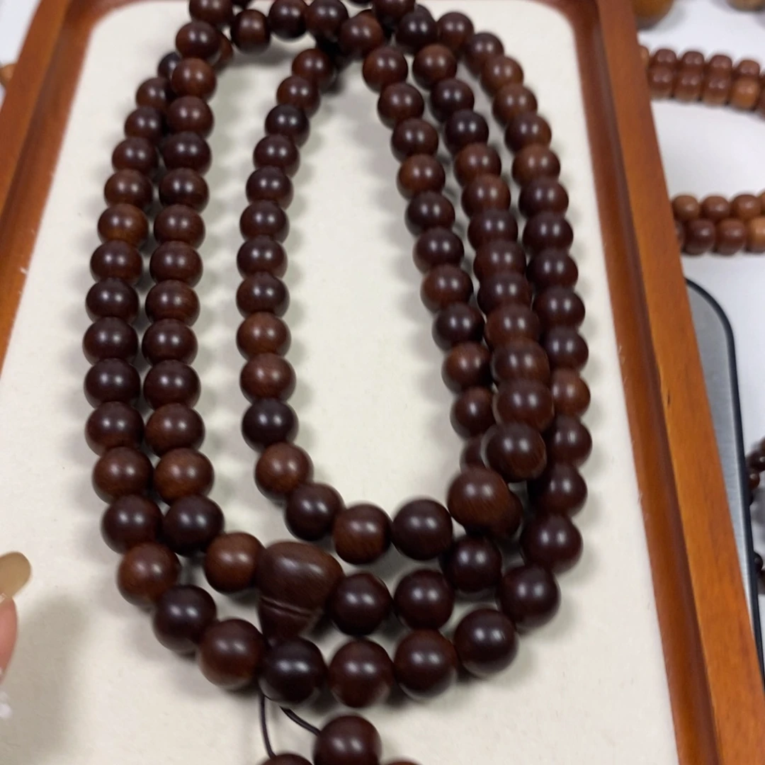 沄***泓檀香木老山檀香1.0沉水焦糖奶香