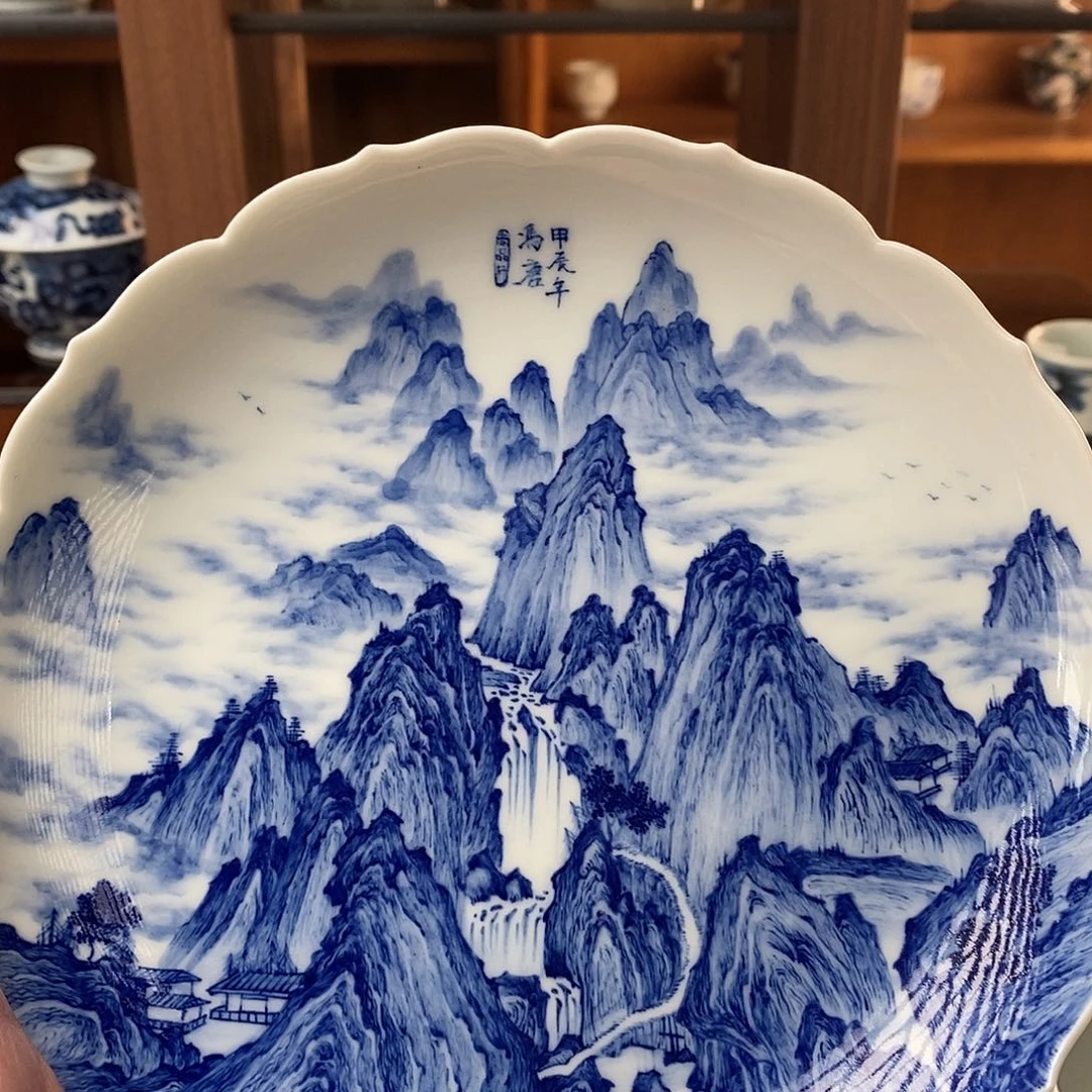 青花山水花口壶承