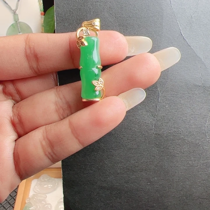 石英质玉未镶嵌吊坠(不含链)
