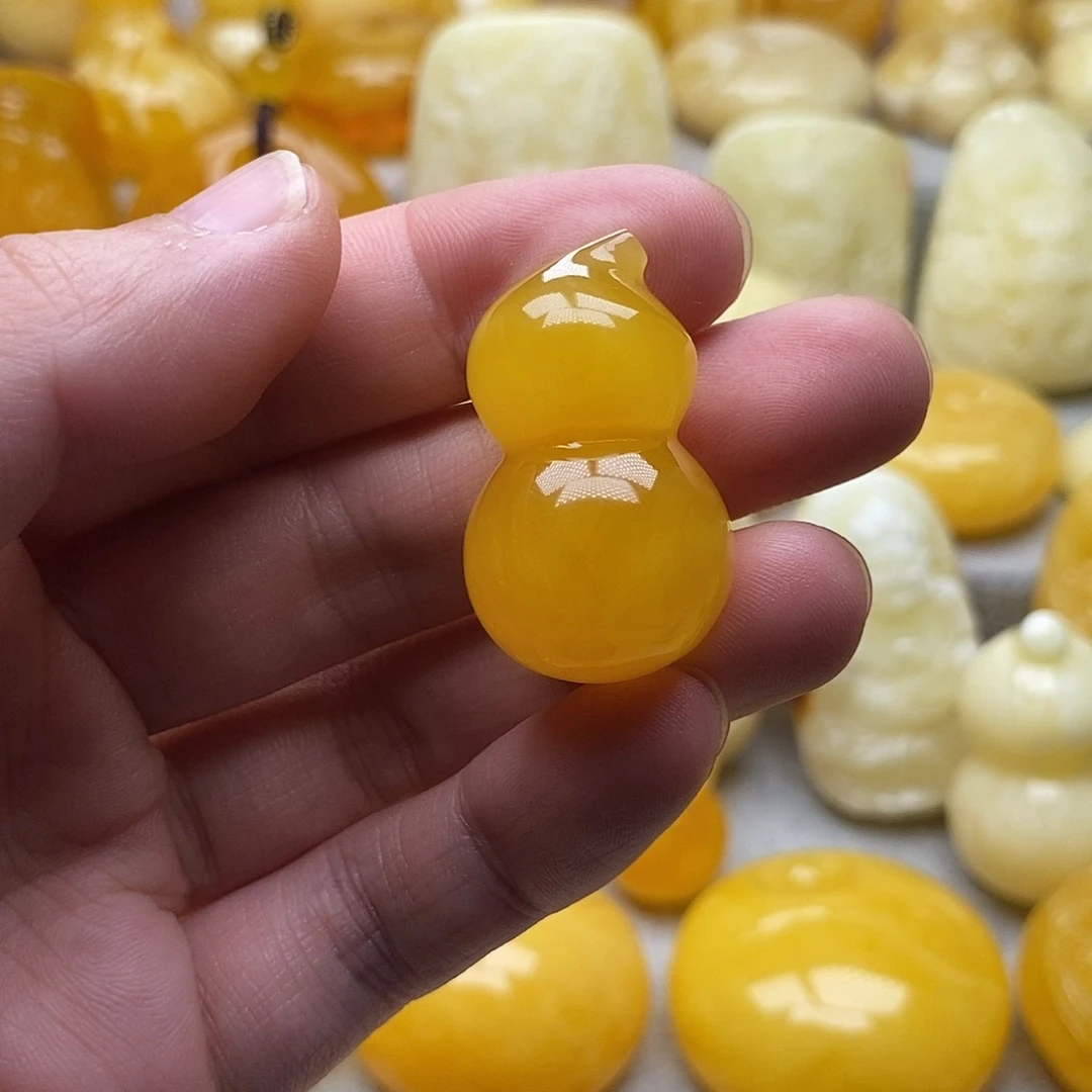 琥珀颈饰未镶嵌琥珀蜜蜡吊坠