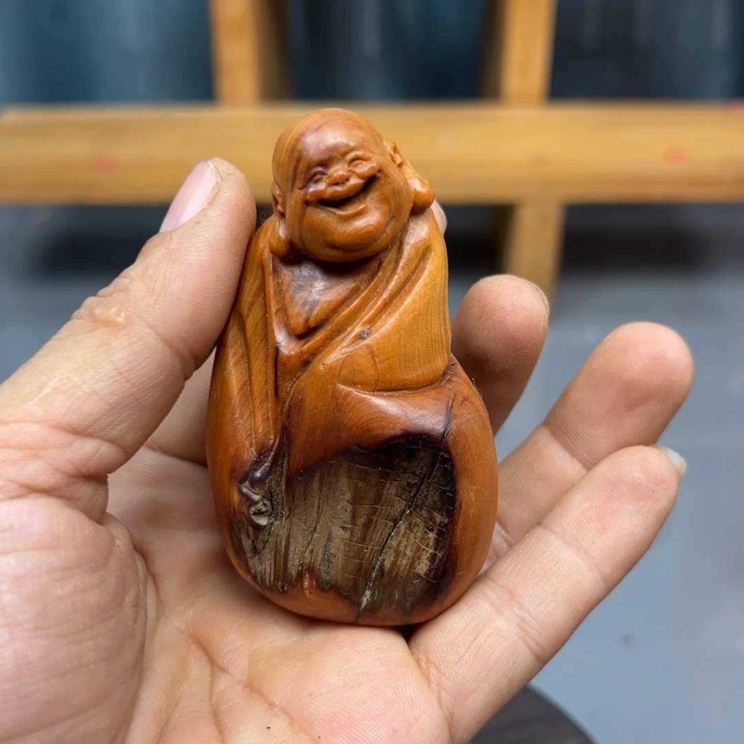 黄***画木崖柏木摆件手把件