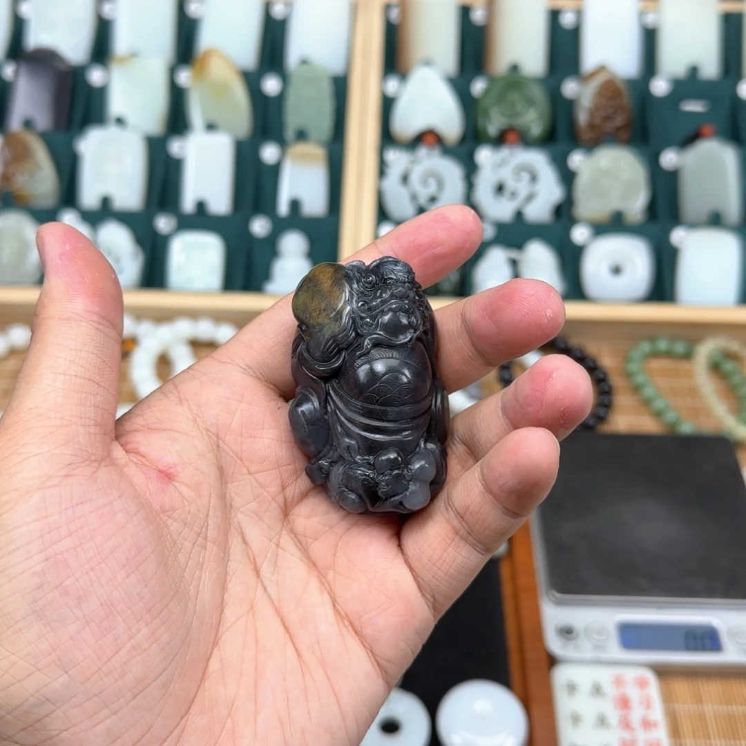 和田玉挂件未镶嵌