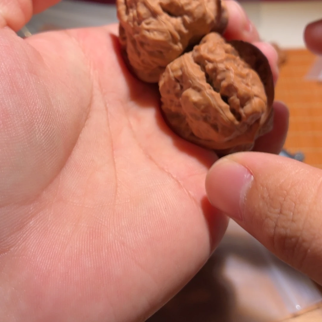 达***洛蛤蟆头文玩核桃B36