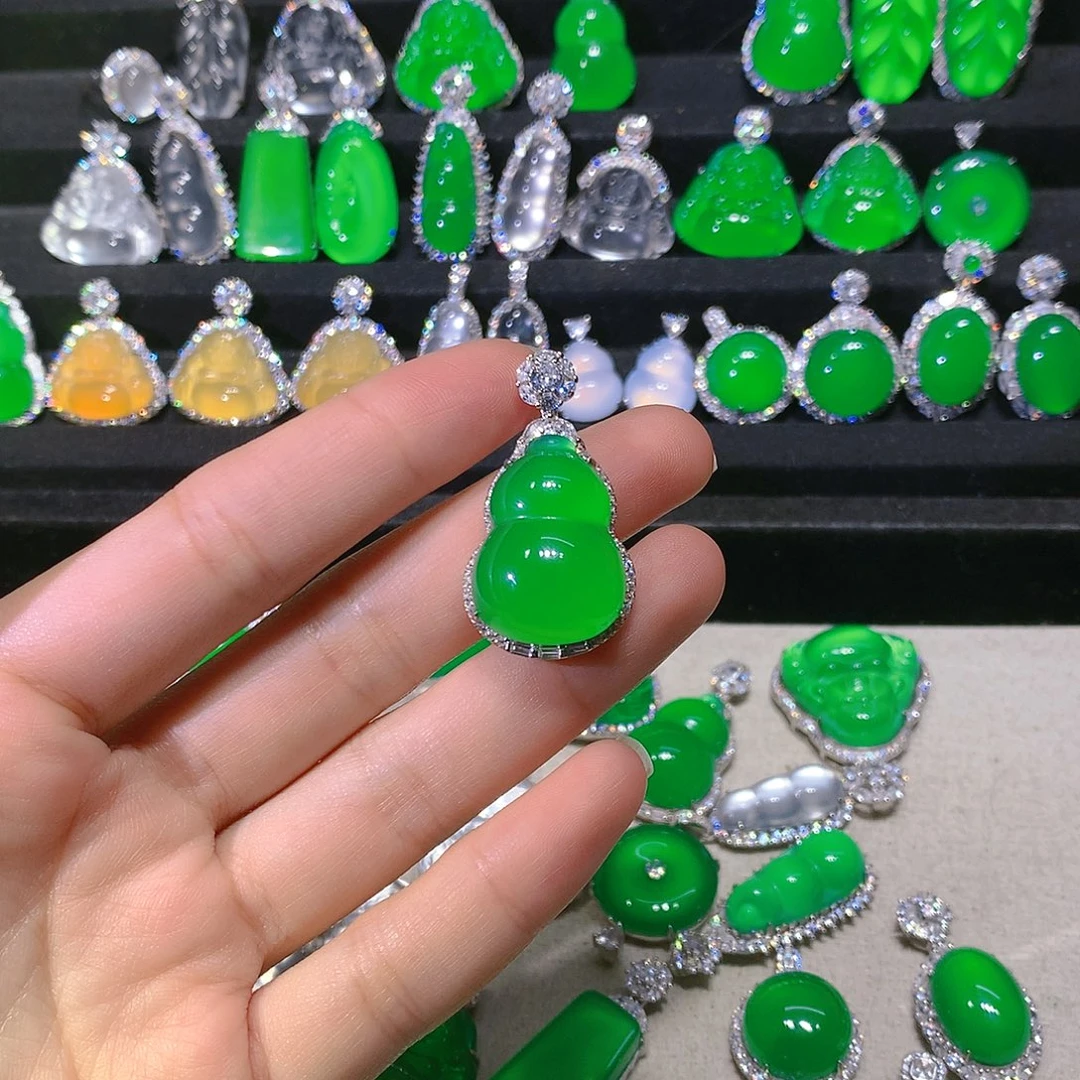 媛***玛瑙/玉髓银S925镶嵌颈饰