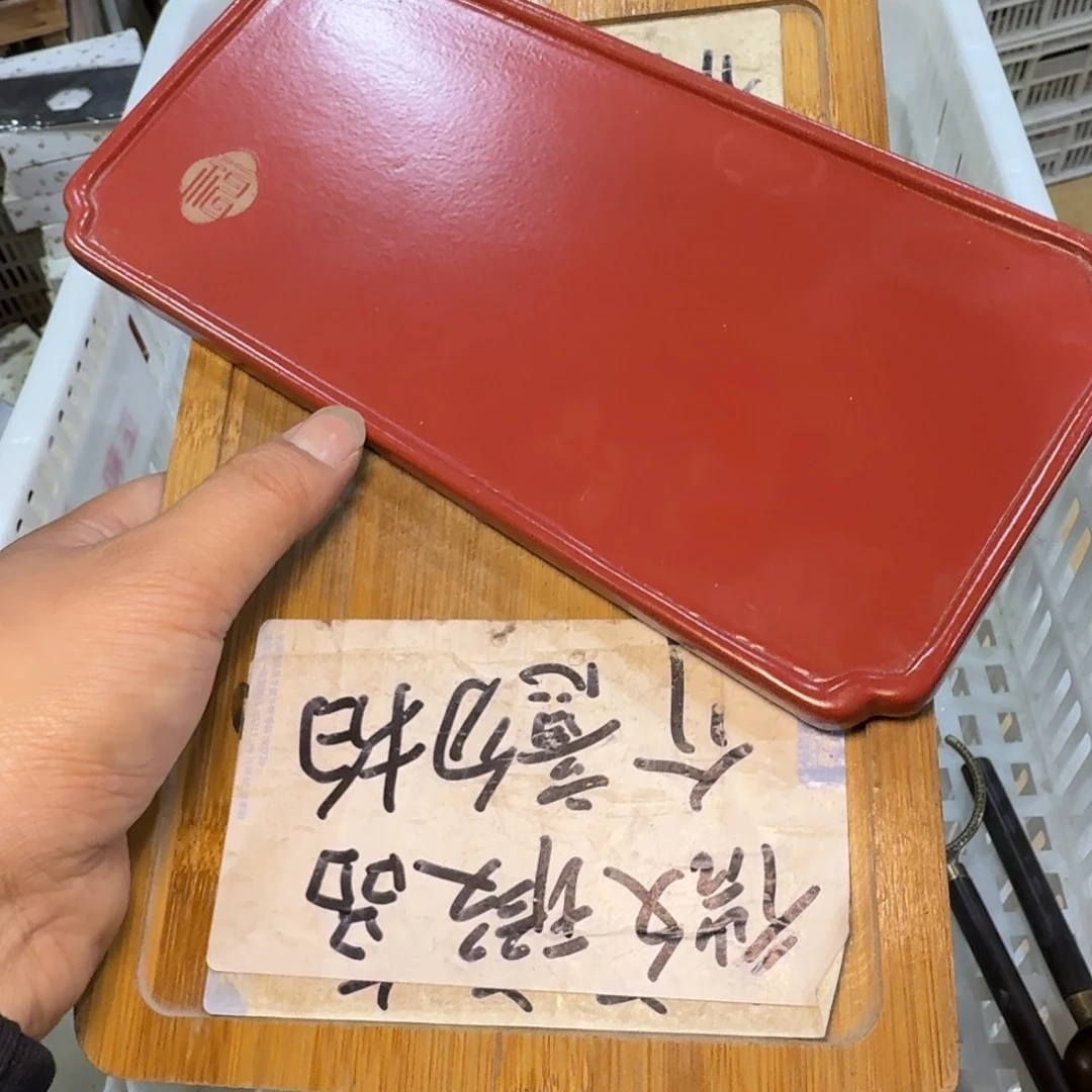 微瑕疵介意勿拍陶瓷器M600