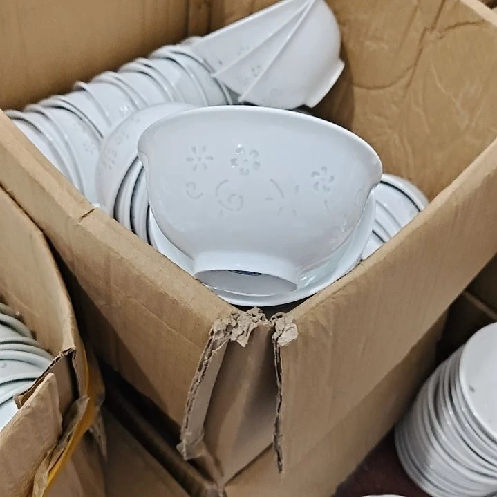 瓷景德镇青瓷玲珑白色4.5寸吃饭碗10个微瑕疵