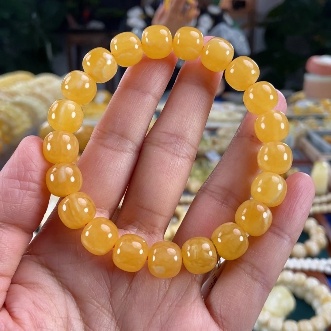 琥珀未镶嵌珠宝奇石11同料鸡油红飘白花老型17.14