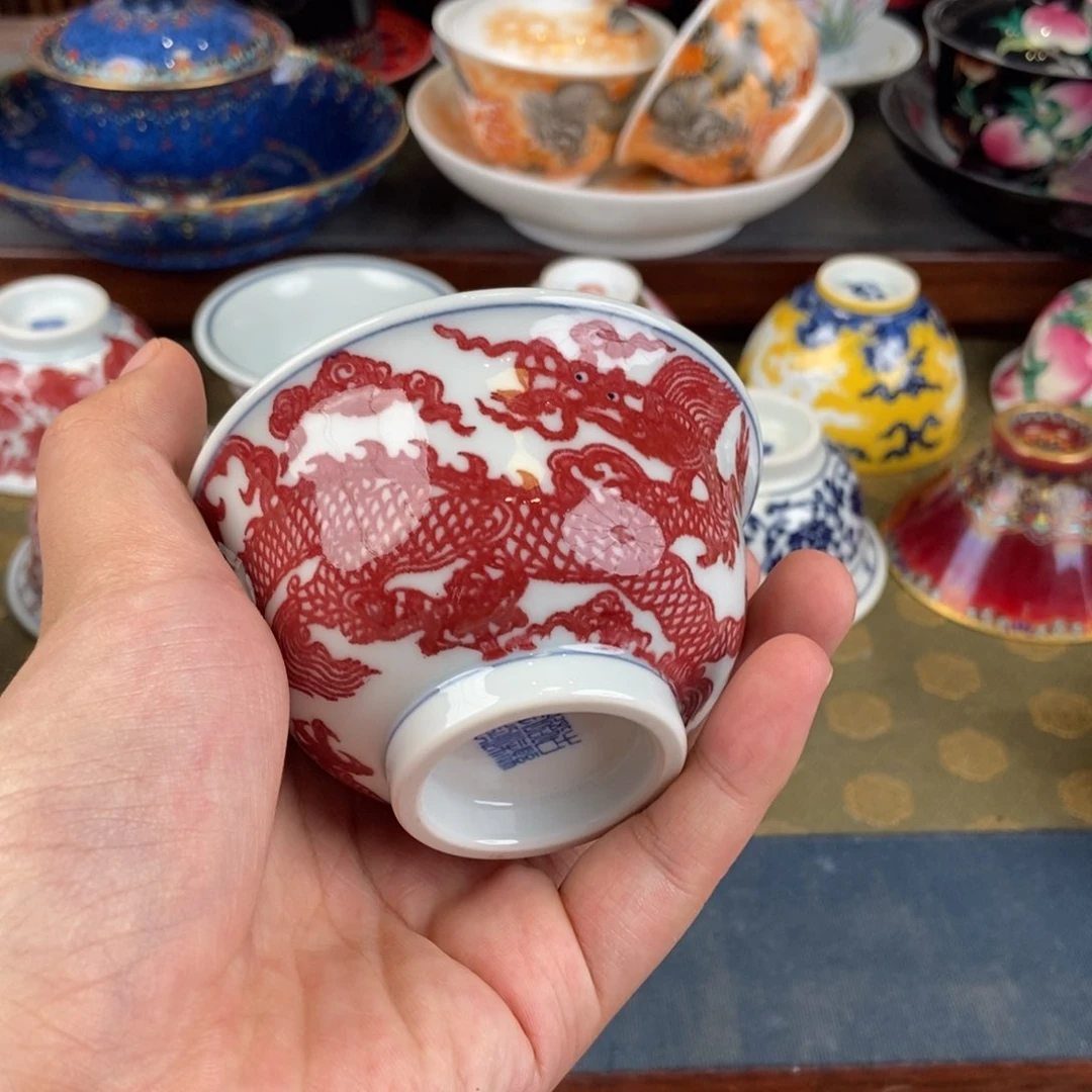 陶瓷艺术家的作品是一