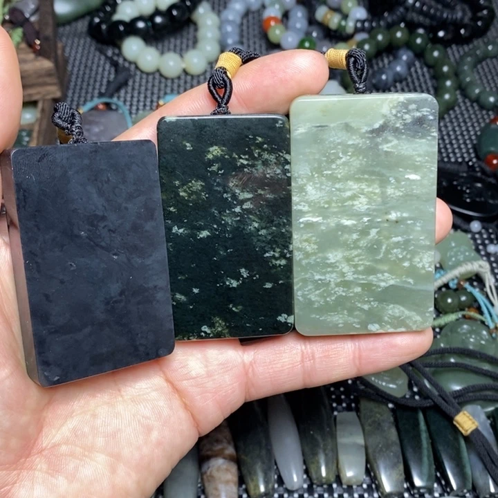 和田玉玉石牌子未镶嵌