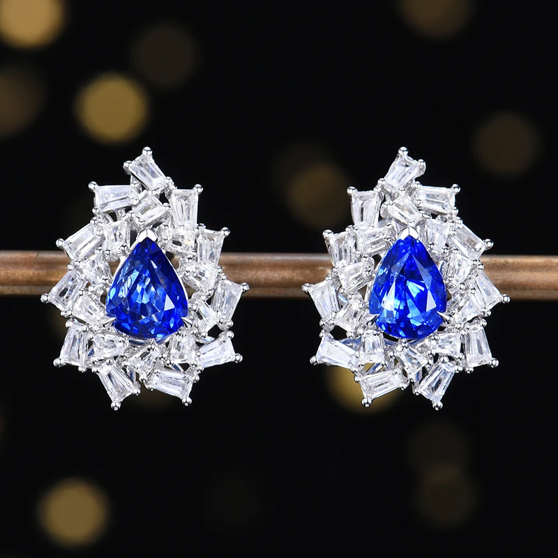 独特魅力 主石1.98克拉 18K金 天然蓝宝石耳钉