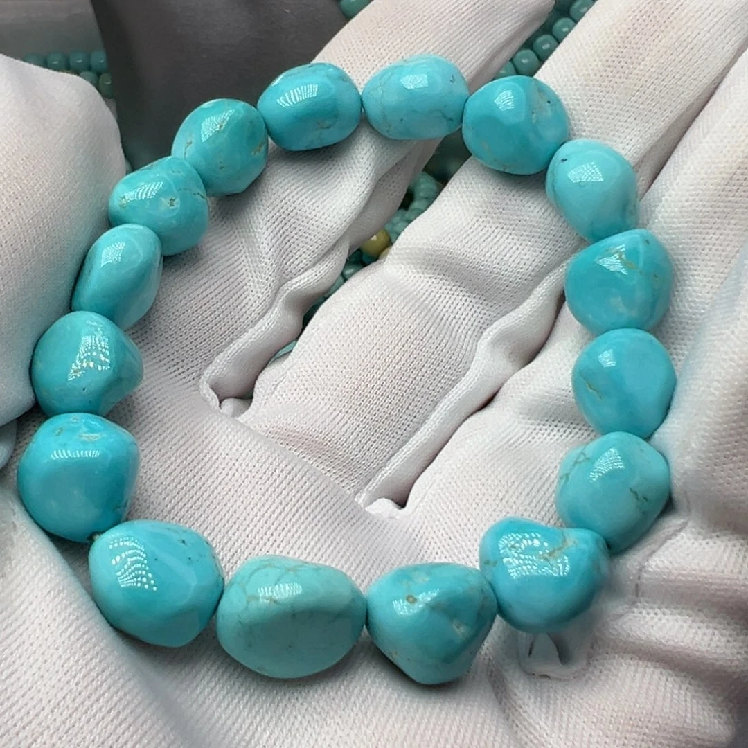 绿松石未镶嵌珠宝奇石