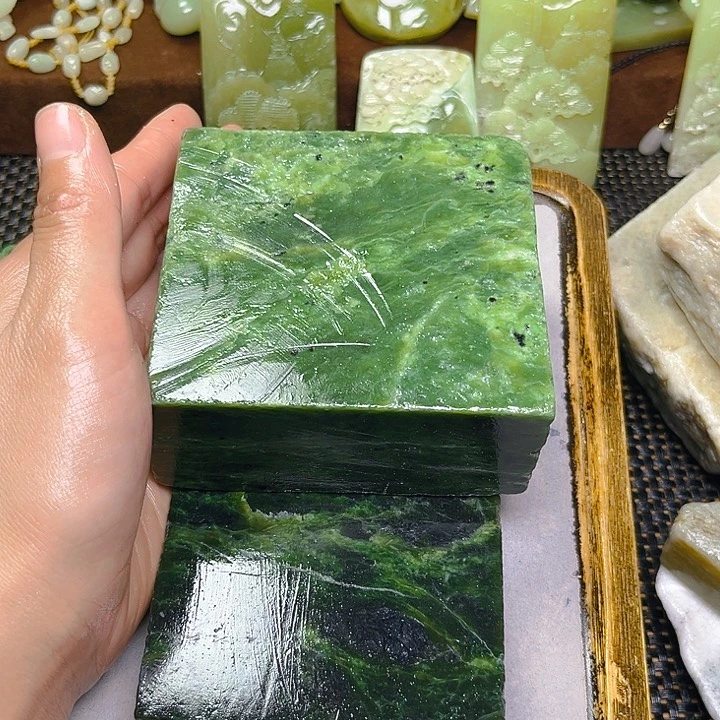 未镶嵌和田玉珠宝半成品